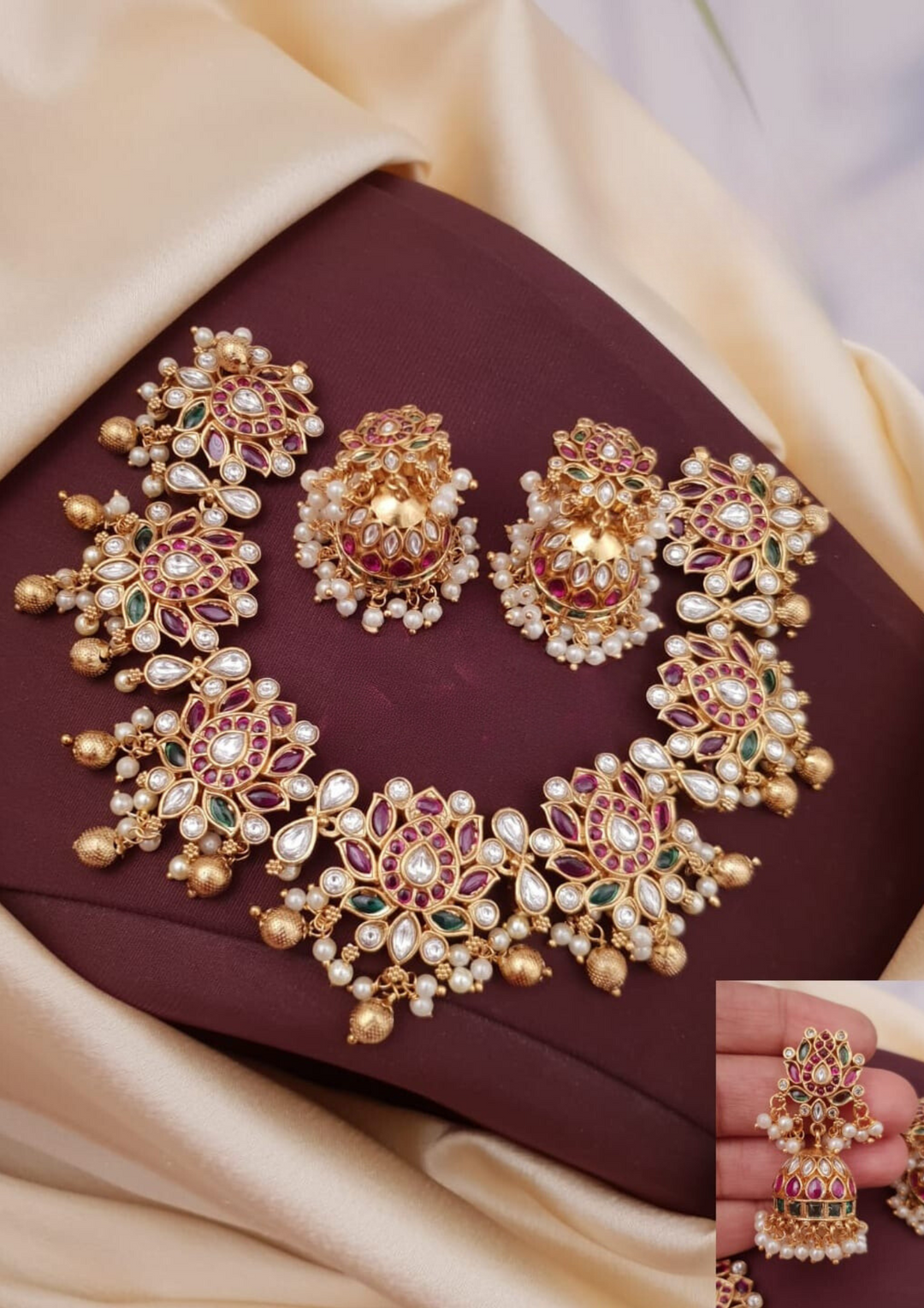 Kundan and beads necklace set with earrings SSG101699