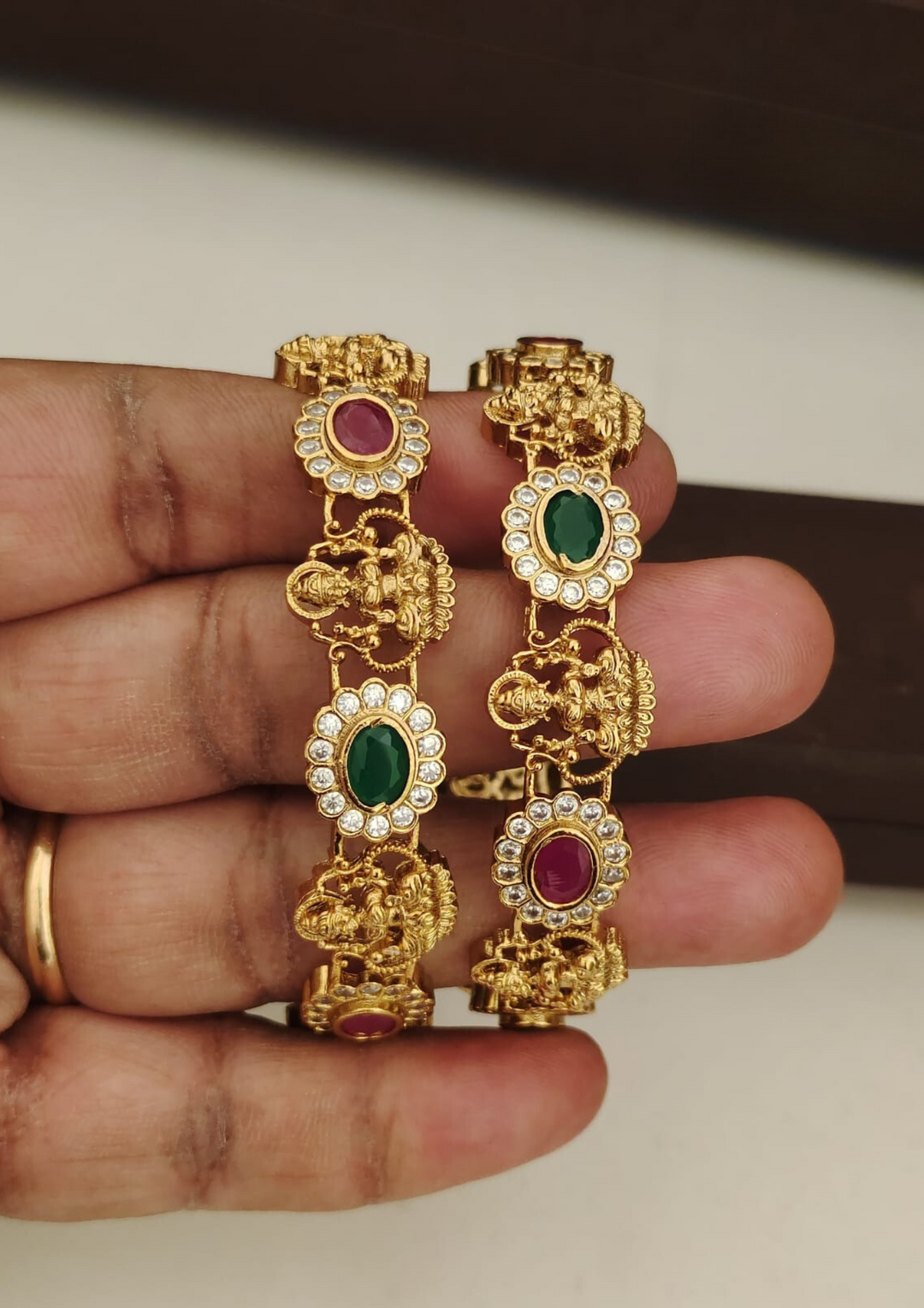 Kundan stone temple jewellery bangles PC'S 85076