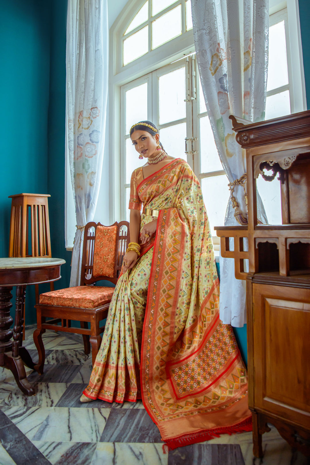 Banarasi Soft Silk Patola Saree IF - Golden